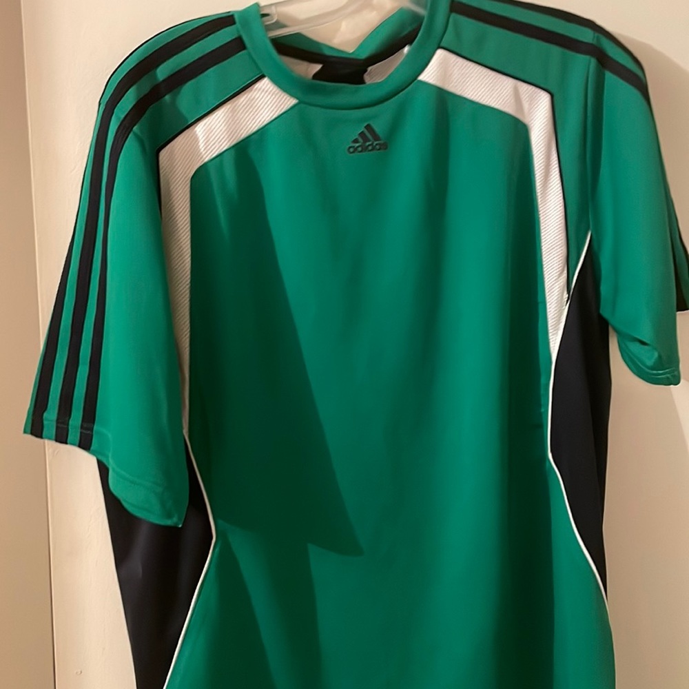 Short sleeve shirt